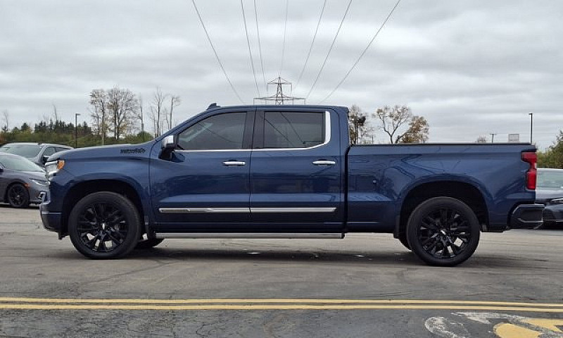 2022 Chevrolet Silve...
