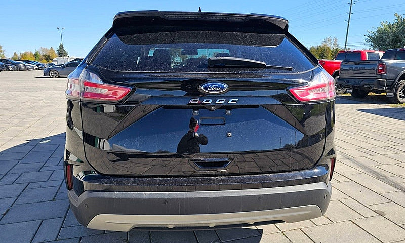 2021 Ford Edge Sel S...