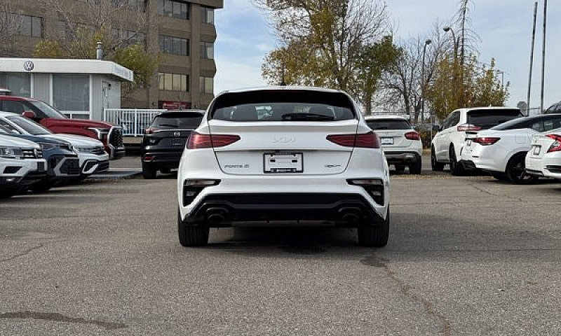 2023 Kia Forte5 Gt...