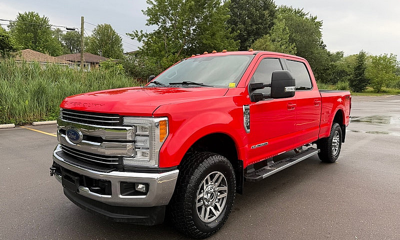2018 Ford F-350 Lari...