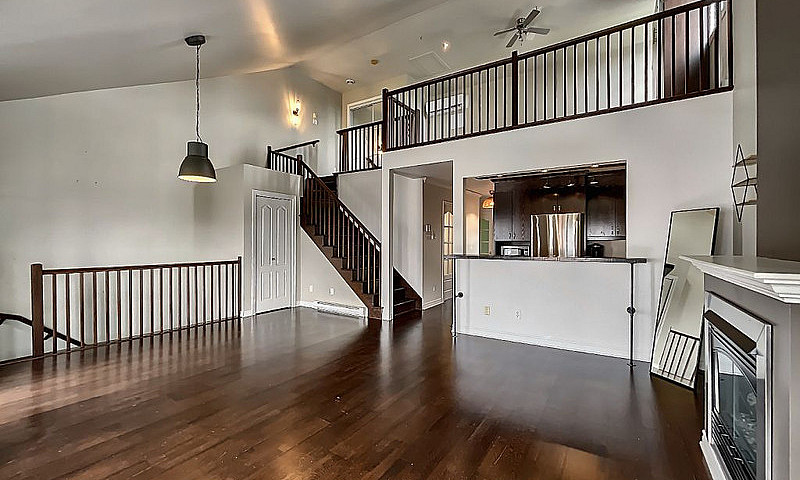 394 000$ - Condo À V...