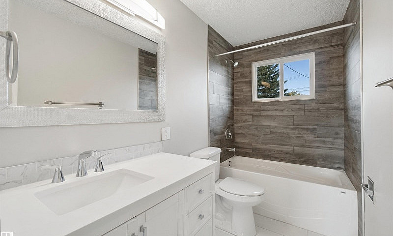 6,630 Sq Ft Lot With...