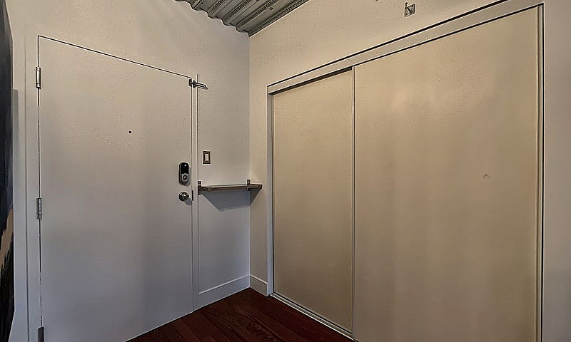 345 678$ - Condo À V...