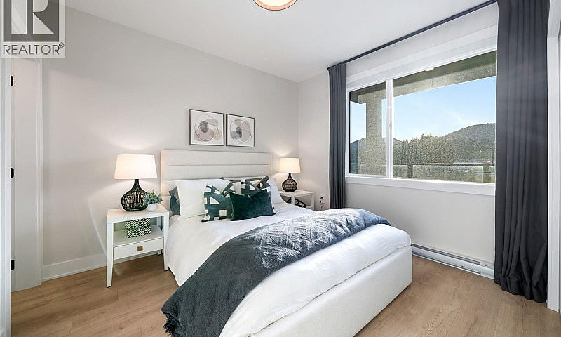 602 1371 Goldstream ...