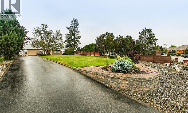 3615 Lobelia Drive O...