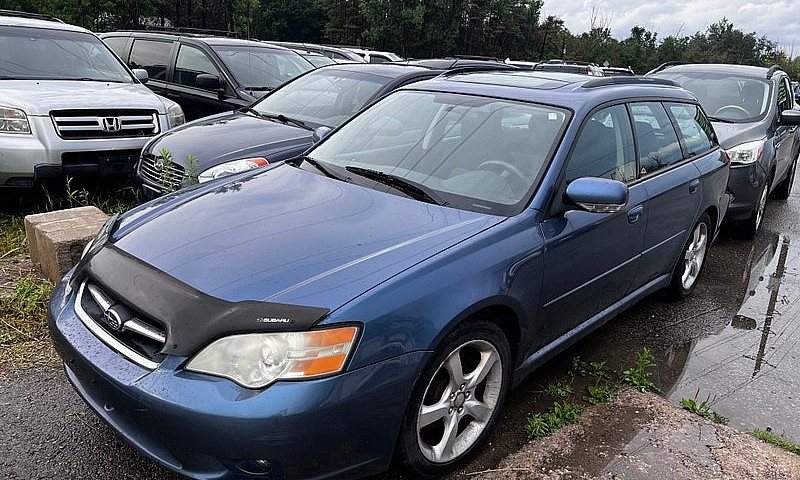 2006 Subaru Legacy...