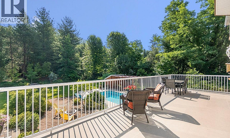 880 Waterloo Road Ca...