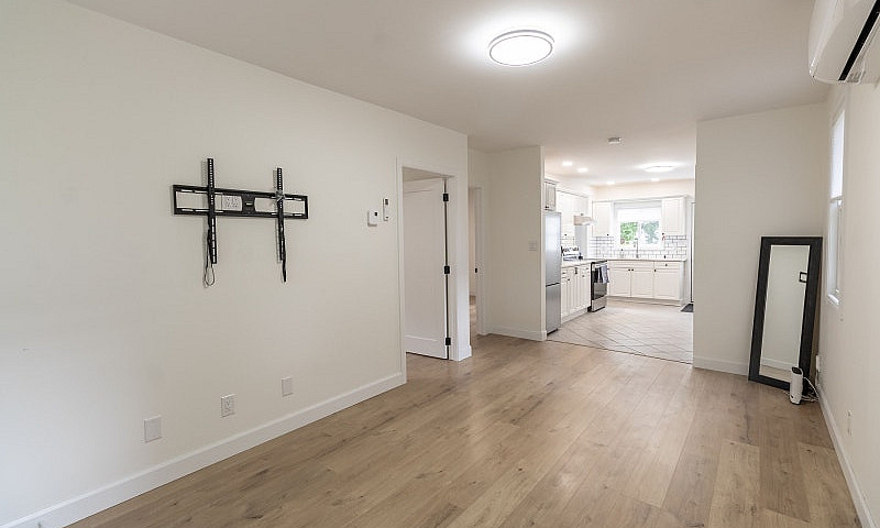 129 Tilley Road...