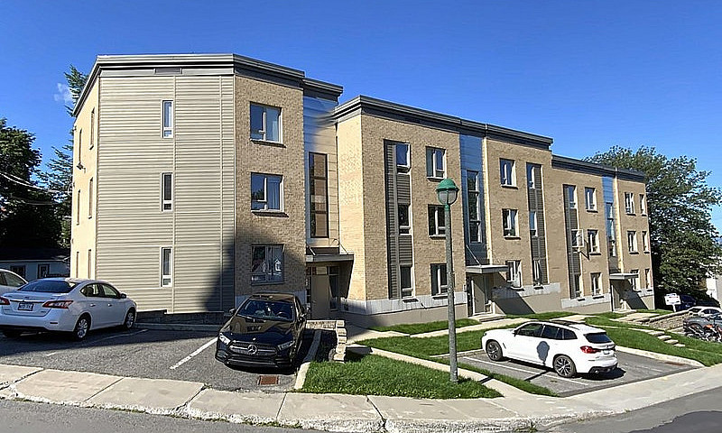 212 000$ - Condo À V...