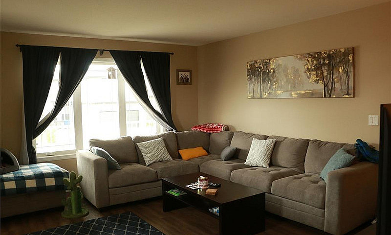 3 Beds 2.5 Baths - H...