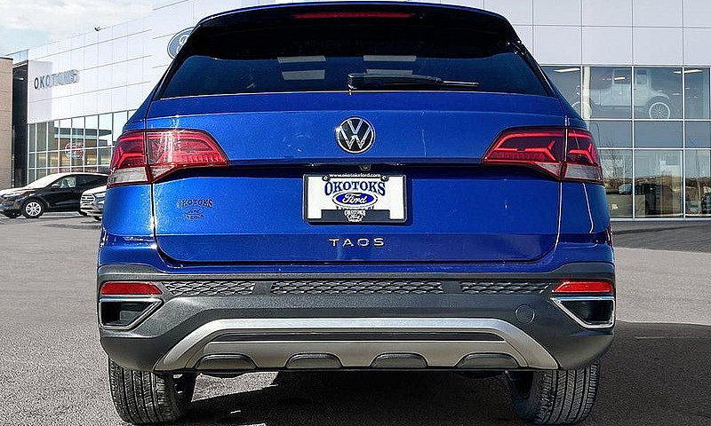 2024 Volkswagen Taos...