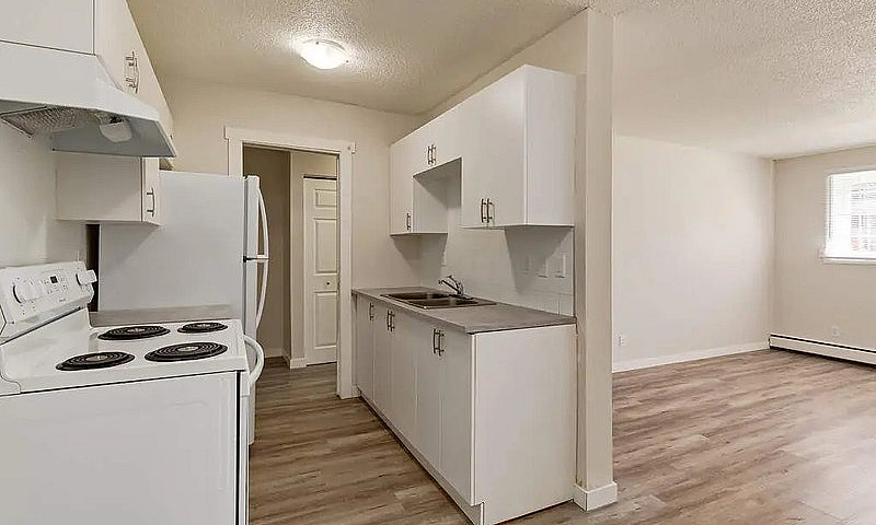 Quality Apartments F...