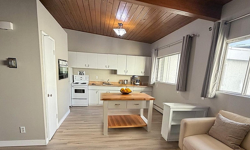 Oliver Apartment For...