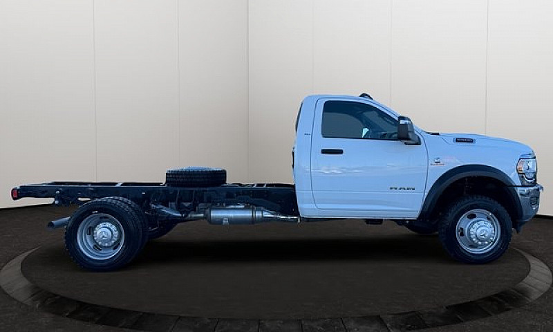 2024 Ram 5500 Chassi...