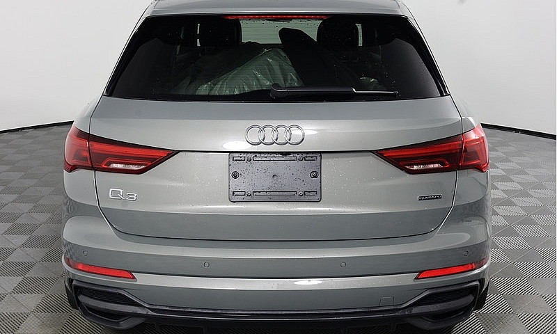 2023 Audi Q3 Technik...