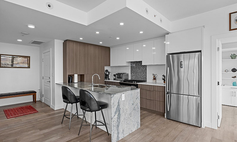 Downtown Condo - Vie...