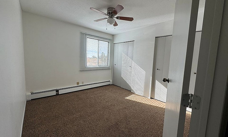 5726 57 Ave - 305 Ap...