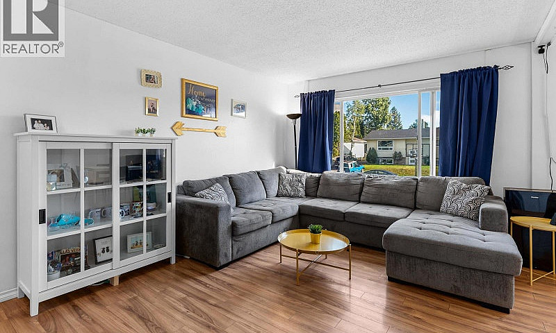 346 Corless Crescent...