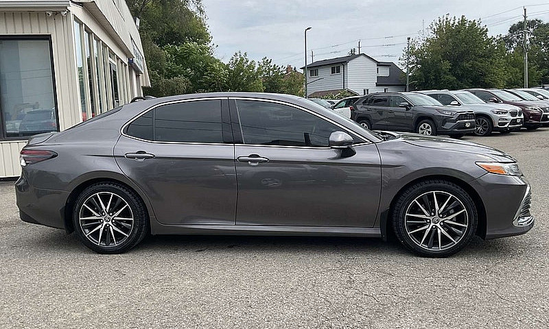 2021 Toyota Camry Xl...