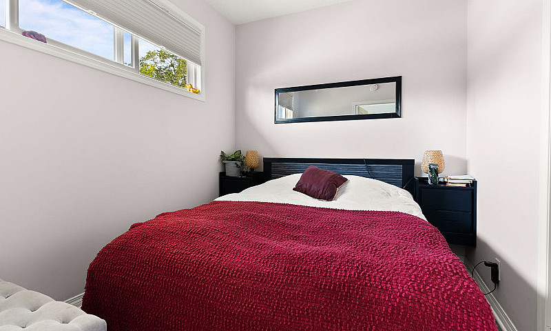 822-824 13Th Ave - S...