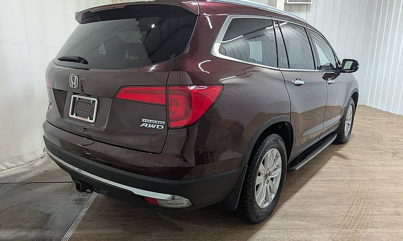 2017 Honda Pilot Tou...