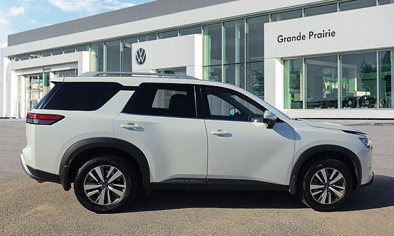 2023 Nissan Pathfind...