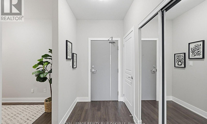 211 - 128 Garden Dri...