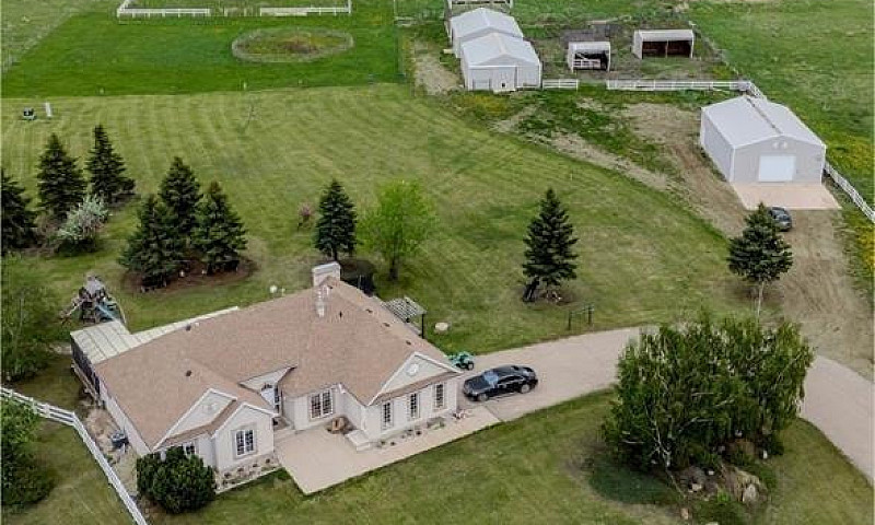 Misty Lane Acreage O...