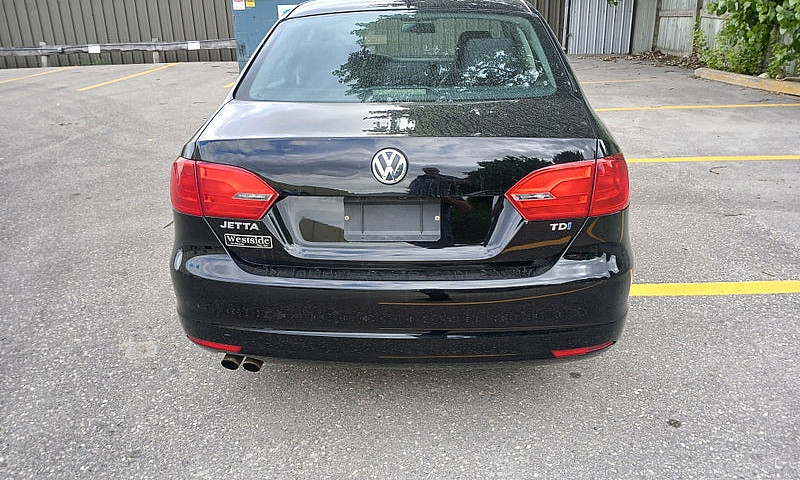 2014 Volkswagen Jett...