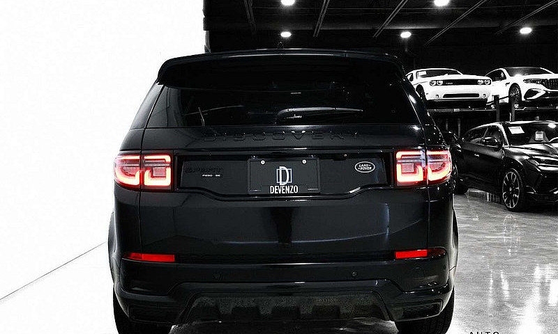 2020 Land Rover Disc...