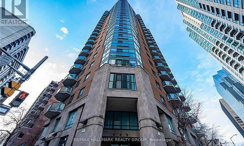1405 - 445 Laurier A...