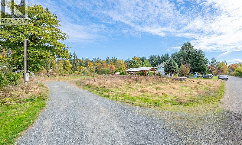 6211 Ferguson Rd Por...