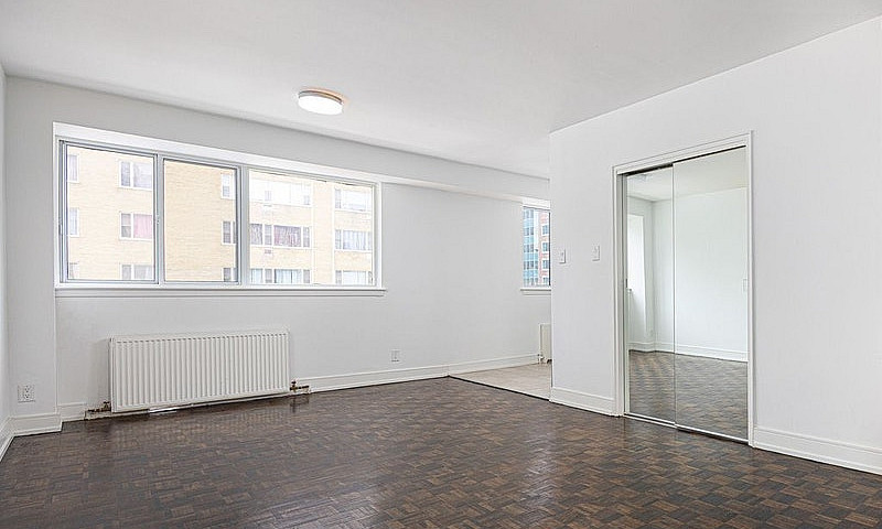 Studio Apartment For...