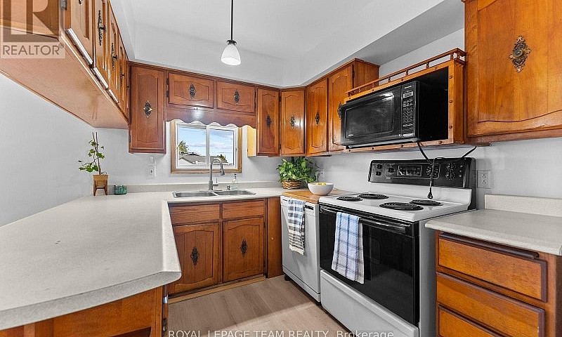 1126 Poirier Street ...