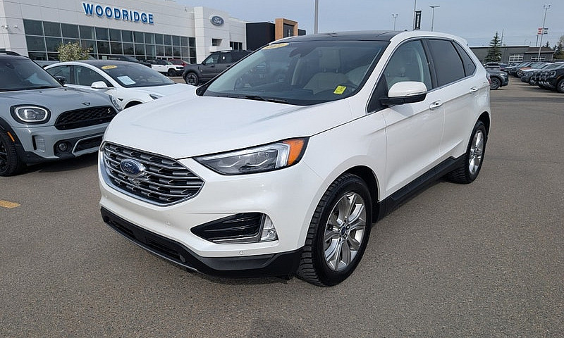 2022 Ford Edge...