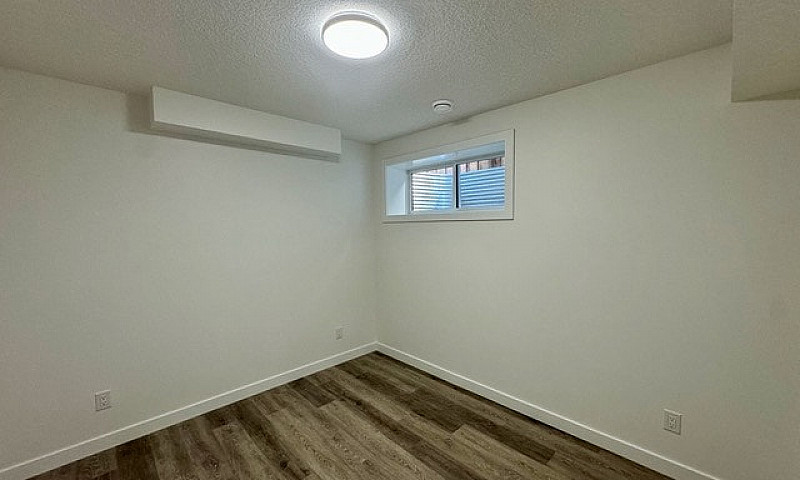 Rosenthal 2 Bed 1 Ba...