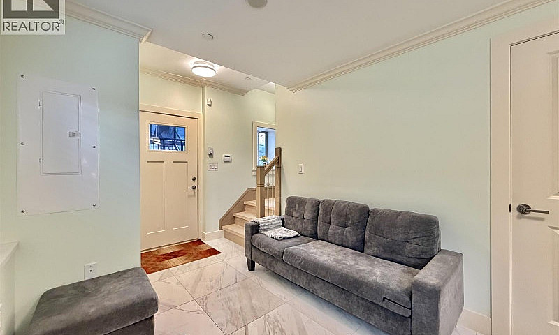 582 E 57Th Avenue Va...
