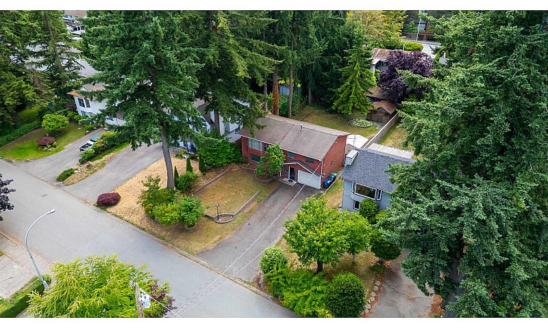 2235 152A Street Sur...