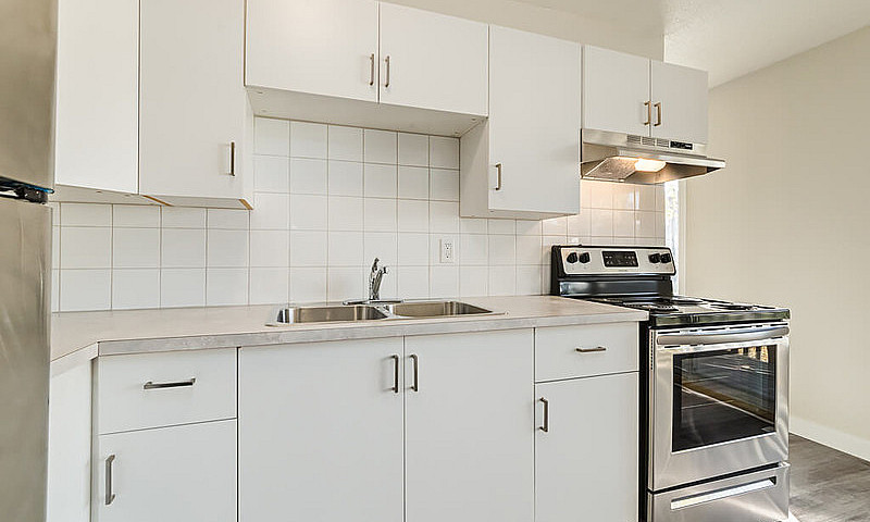 Apartments With In S...