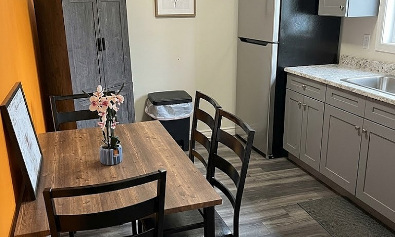 Spacious 3 Bed / 1 B...