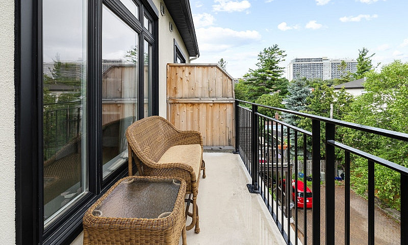 Beautiful 2 Bed + 2 ...