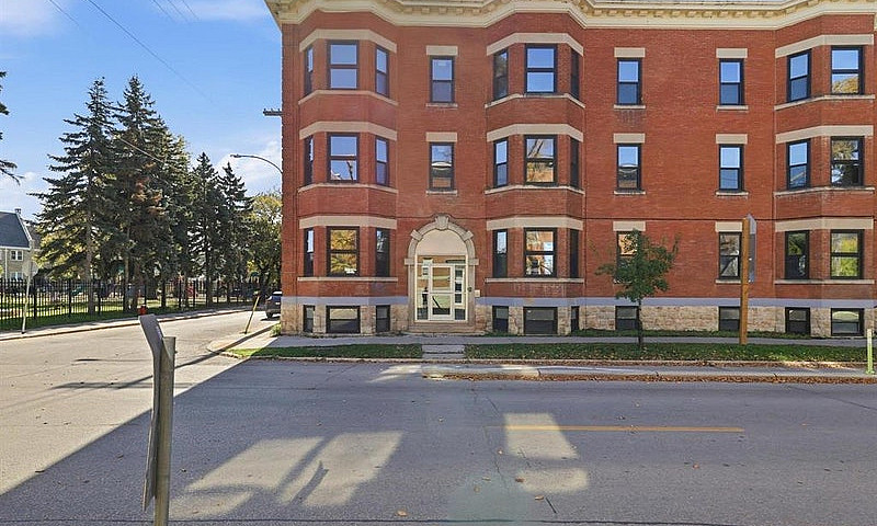 640 Westminster Aven...
