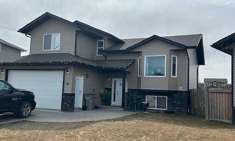 10 Richmond Close, W...