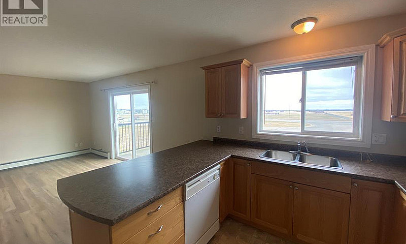 5, 5101 42 Avenue Gr...