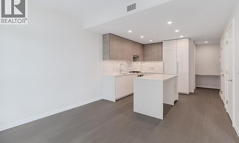2706 2186 Gilmore Av...