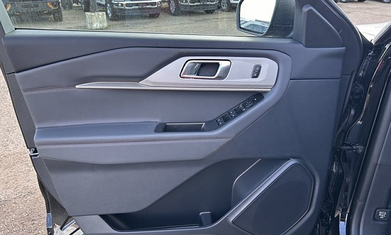 2027 Ford Explorer A...