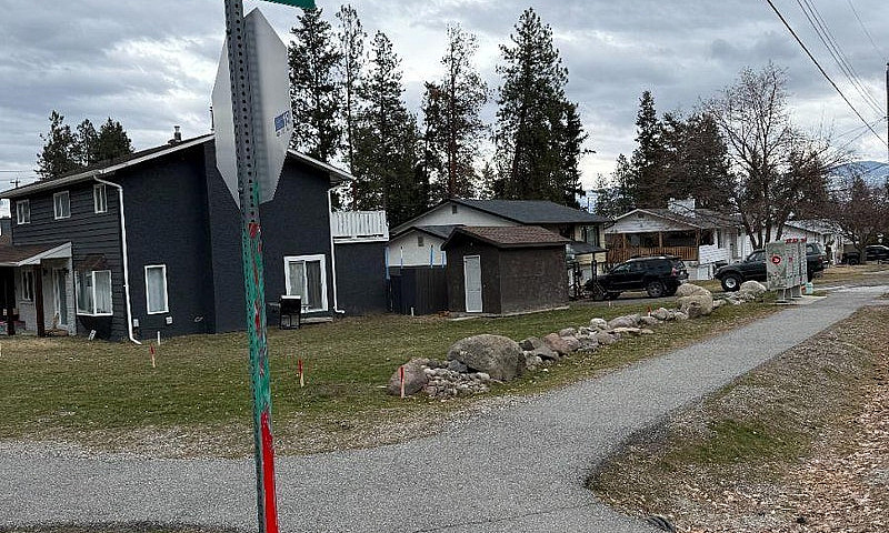 Mcbain Road West Kel...