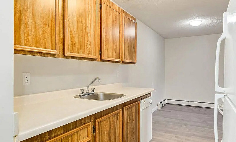 Modern Apartments Wi...