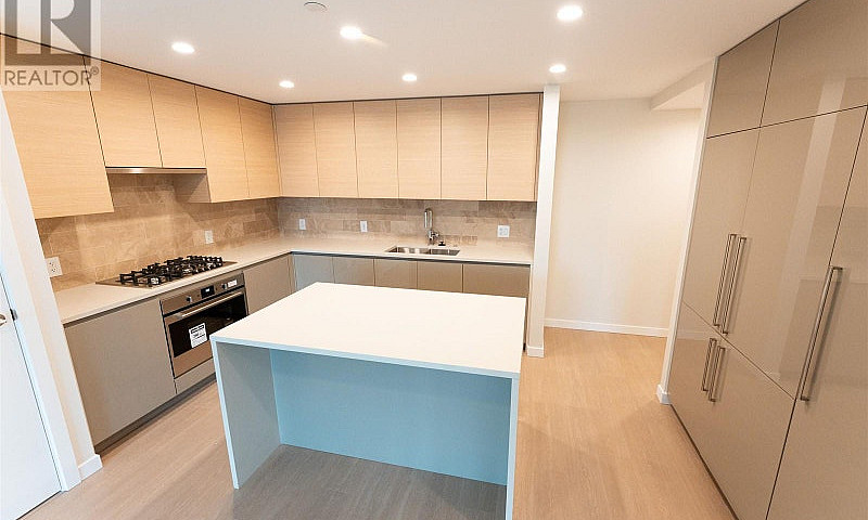 4011 2108 Gilmore Av...