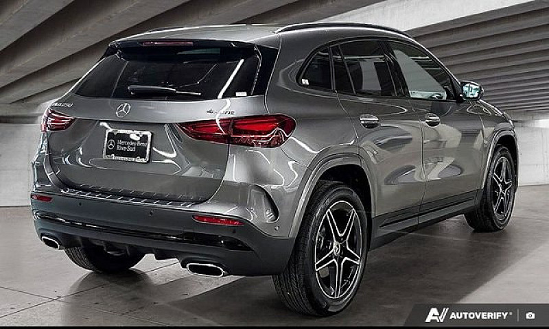 2026 Mercedes-Benz G...